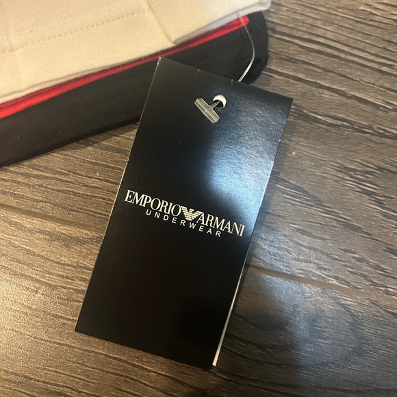 Emporio Armani Men UnderShirts 3pcs bundle - Picture 5 of 13